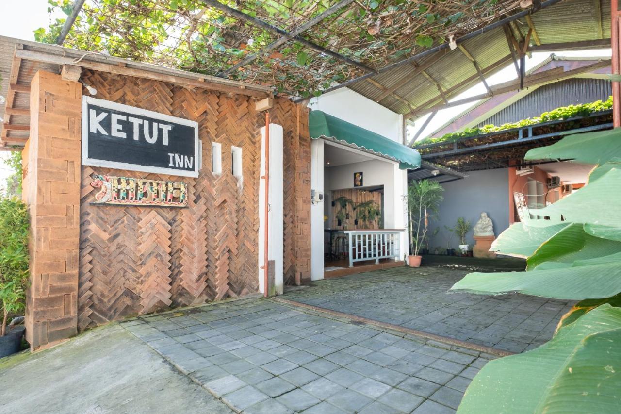 Oyo 3775 Ketut Inn Pesanggaran Buitenkant foto