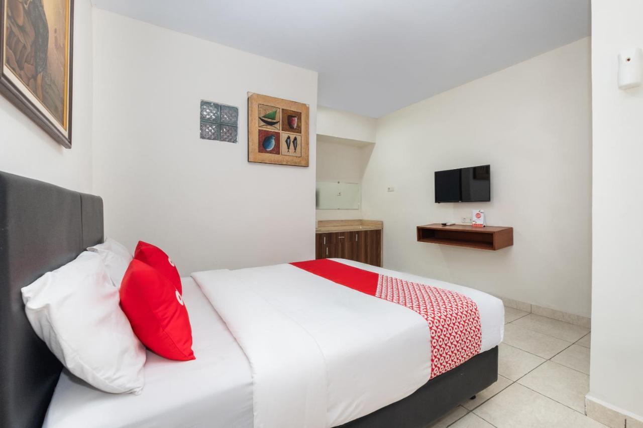 Oyo 3775 Ketut Inn Pesanggaran Buitenkant foto